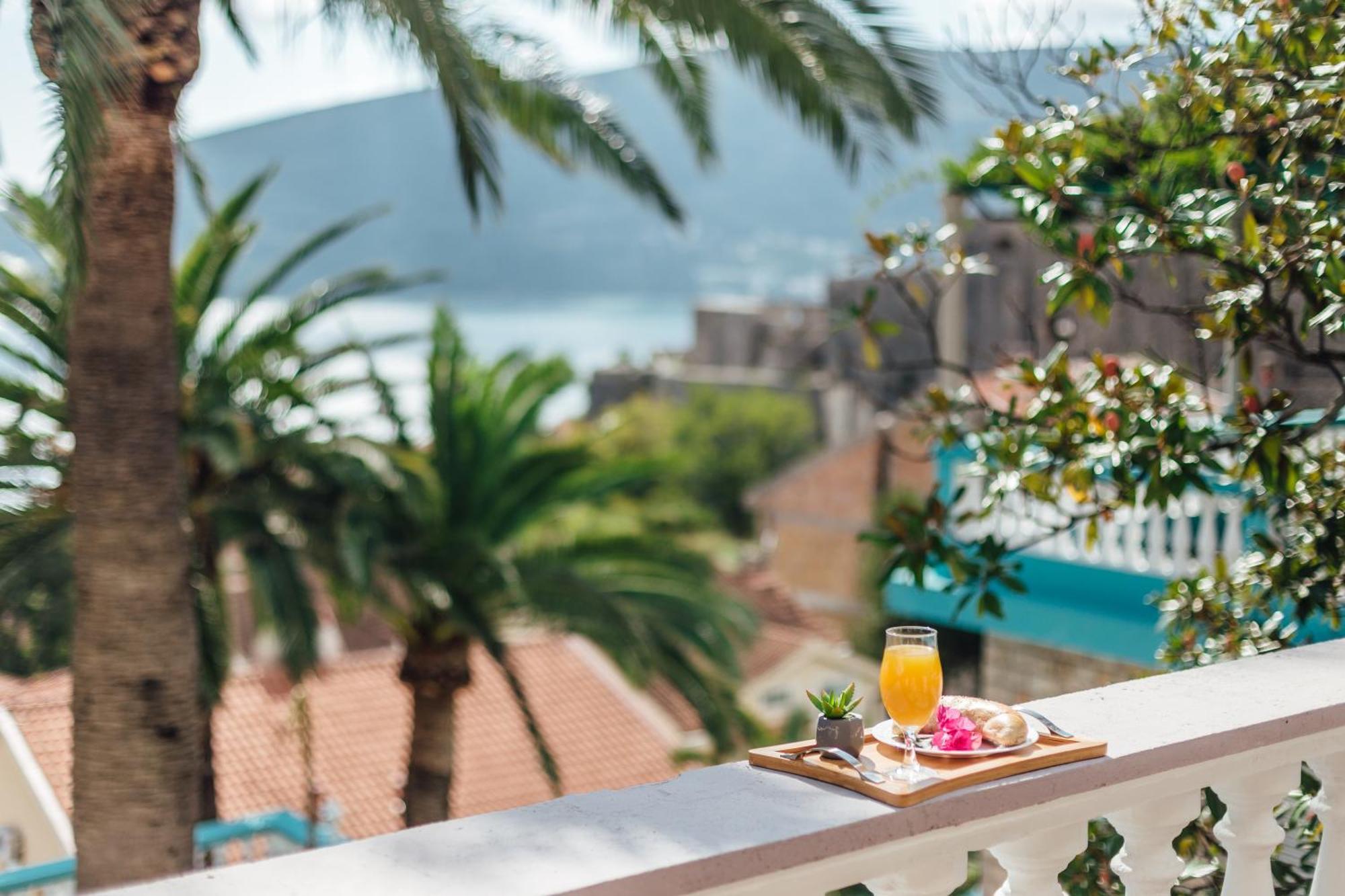 Apartments Belvedere Herceg Novi Bilik gambar